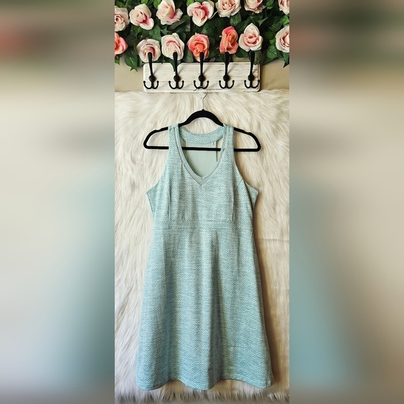 Mondetta Classic Textured Knit Chevron Athleisure Dress - Picture 1 of 8